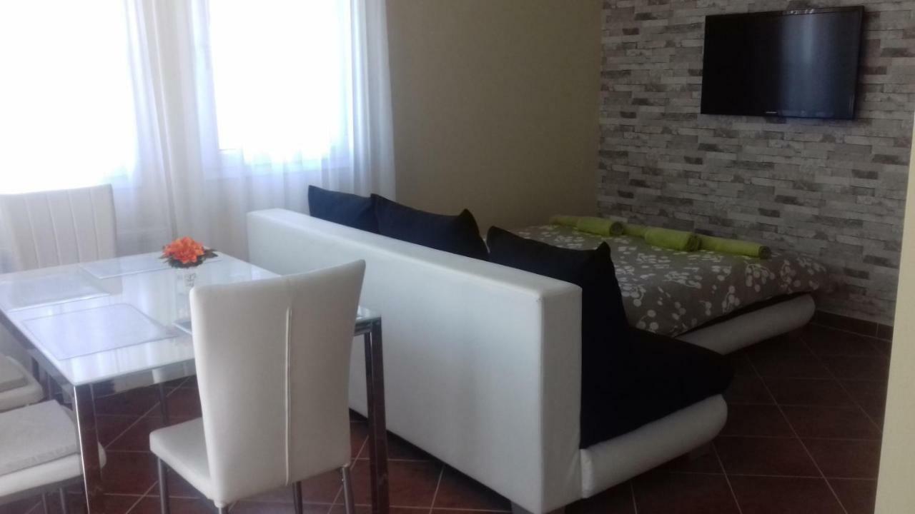 Benelise Apartman Хевиз Экстерьер фото